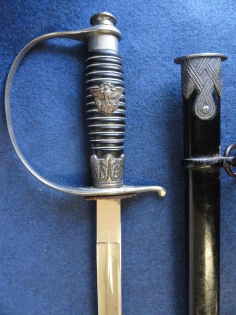 Police Officer's Sword (#27635)